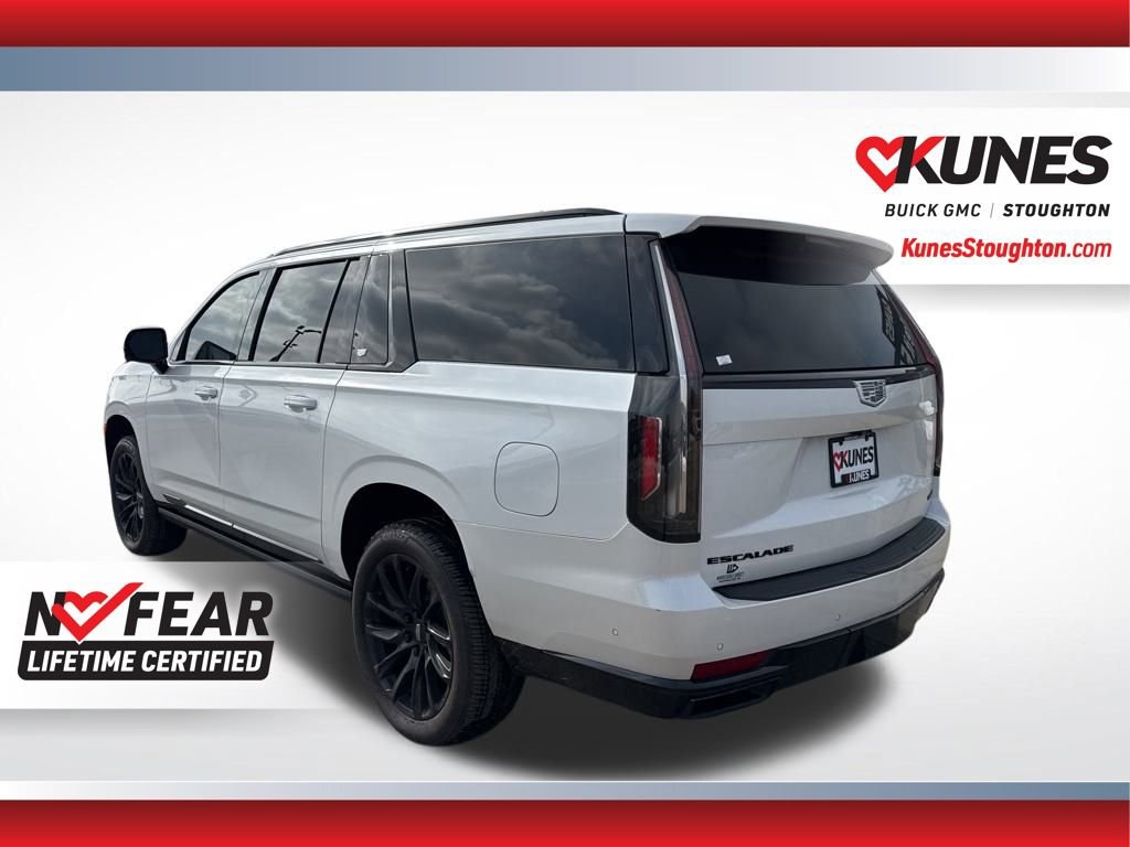 Used 2024 Cadillac Escalade ESV Sport Platinum w/ LPO, ONYX Package image 9
