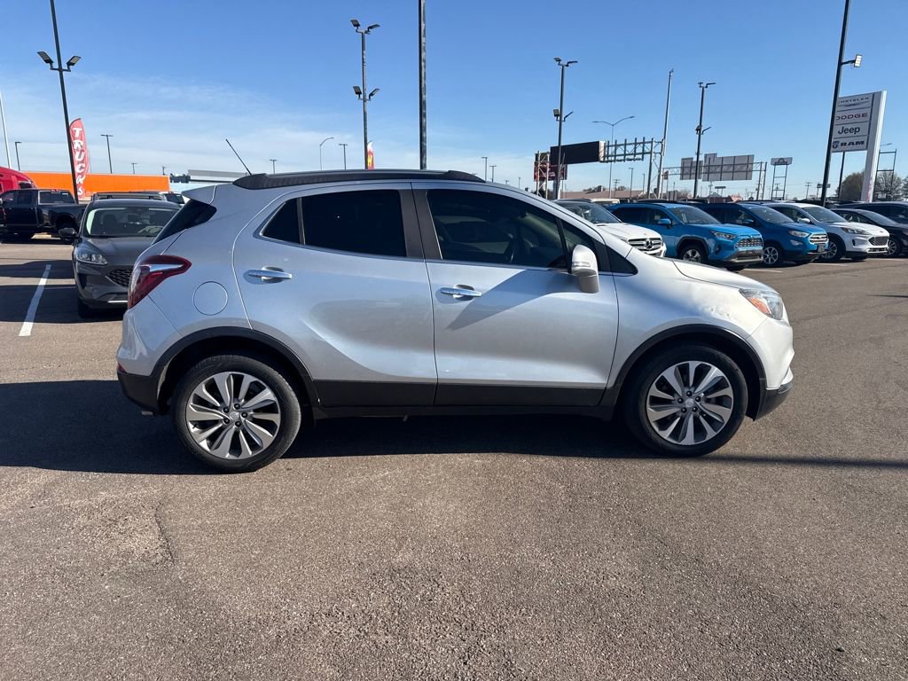 Used 2018 Buick Encore Preferred image 38