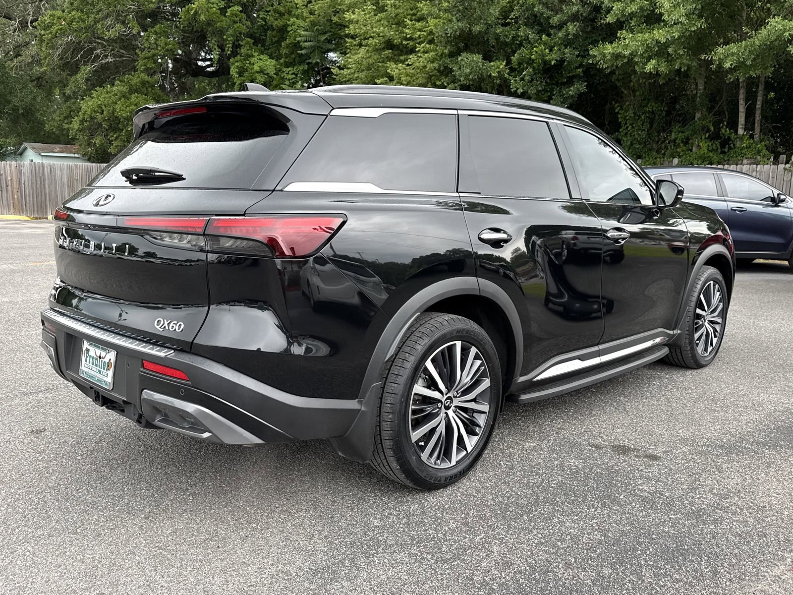 Used 2023 INFINITI QX60 Autograph AWD/4WD image 5