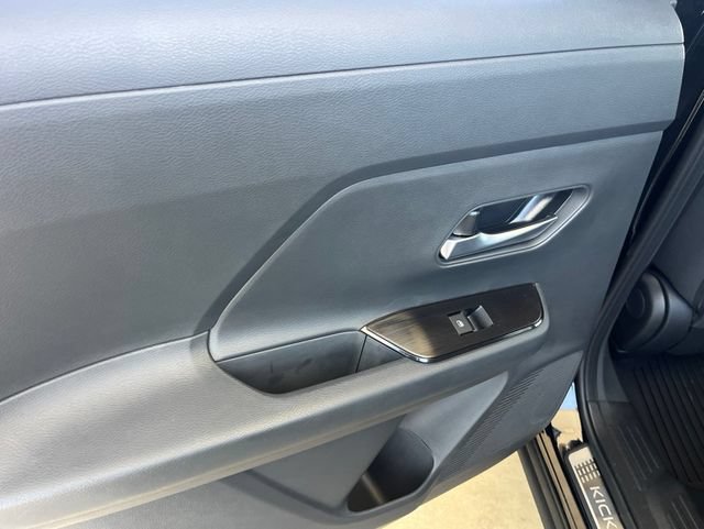 Used 2026 Nissan Kicks SV FWD image 29