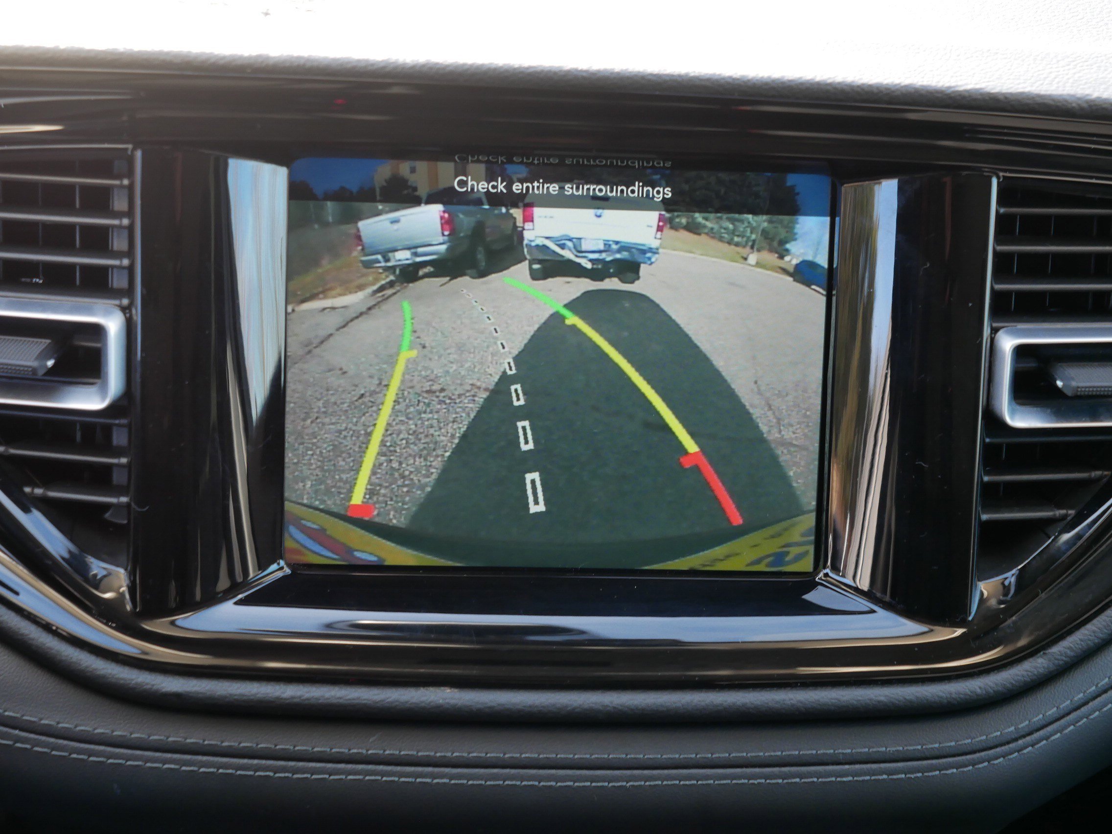 Certified 2022 Dodge Durango SXT image 27