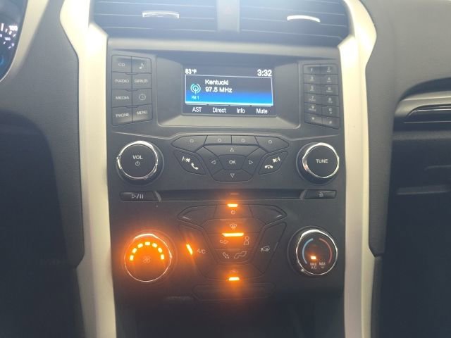 Used 2014 Ford Fusion SE w/ Equipment Group 201A image 23