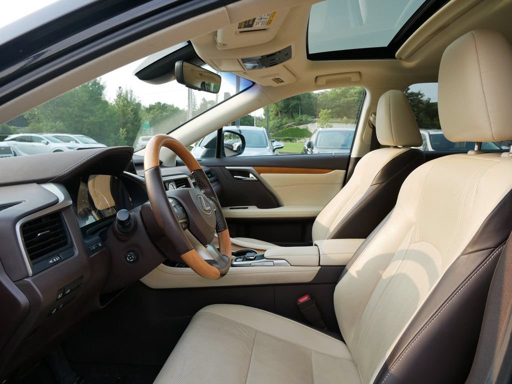 Used 2019 Lexus RX 350 AWD w/ Navigation Package image 9
