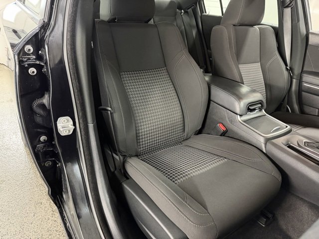 Used 2018 Dodge Charger GT image 22