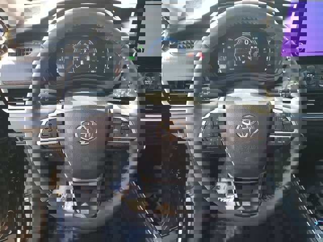 Used 2024 Toyota Grand Highlander XLE image 16