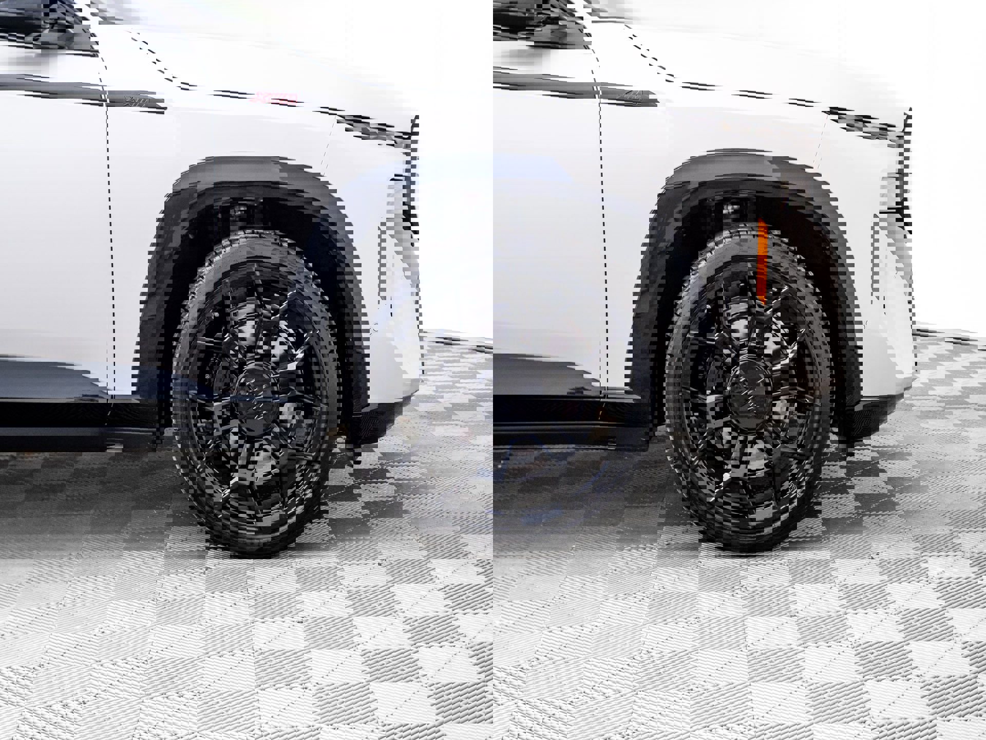 New 2026 BMW XM Label Red image 41