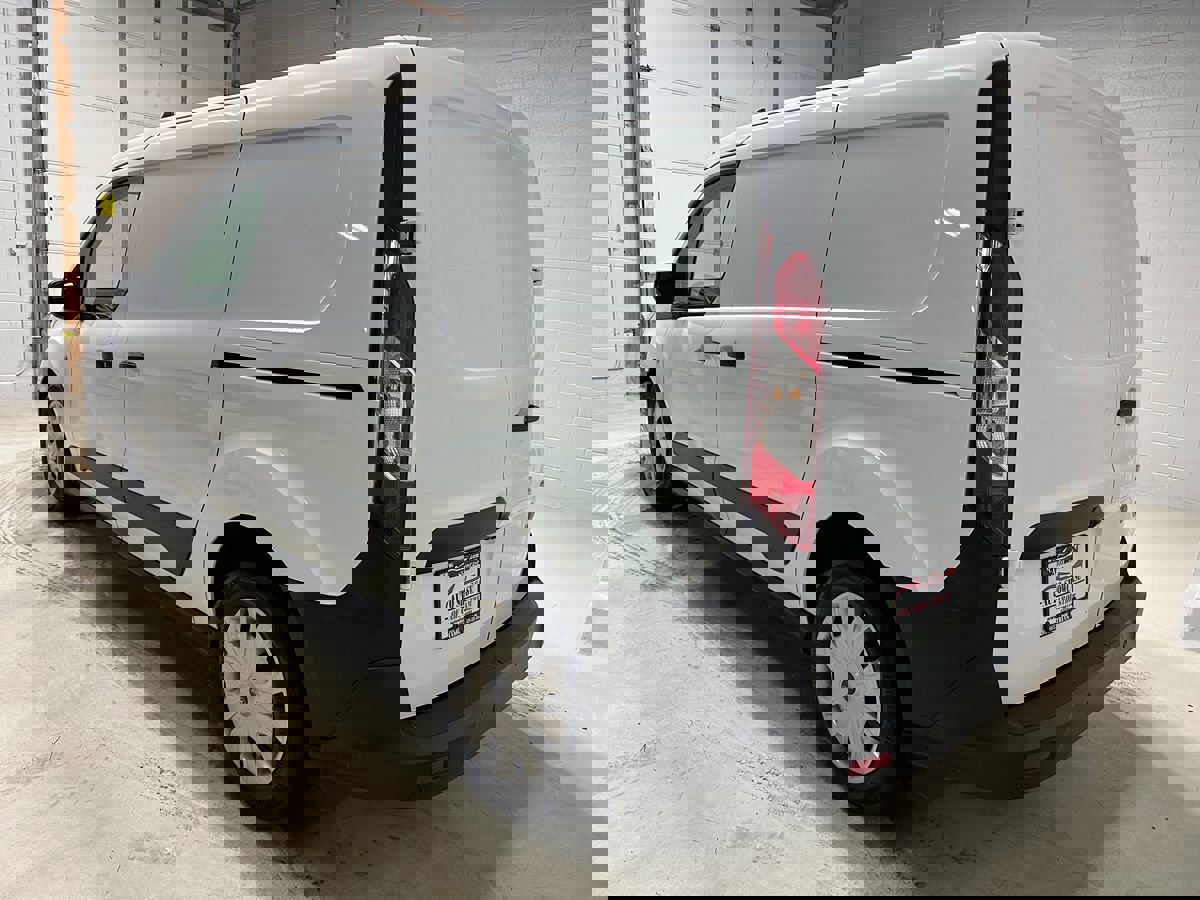 Used 2022 Ford Transit Connect XL FWD image 16