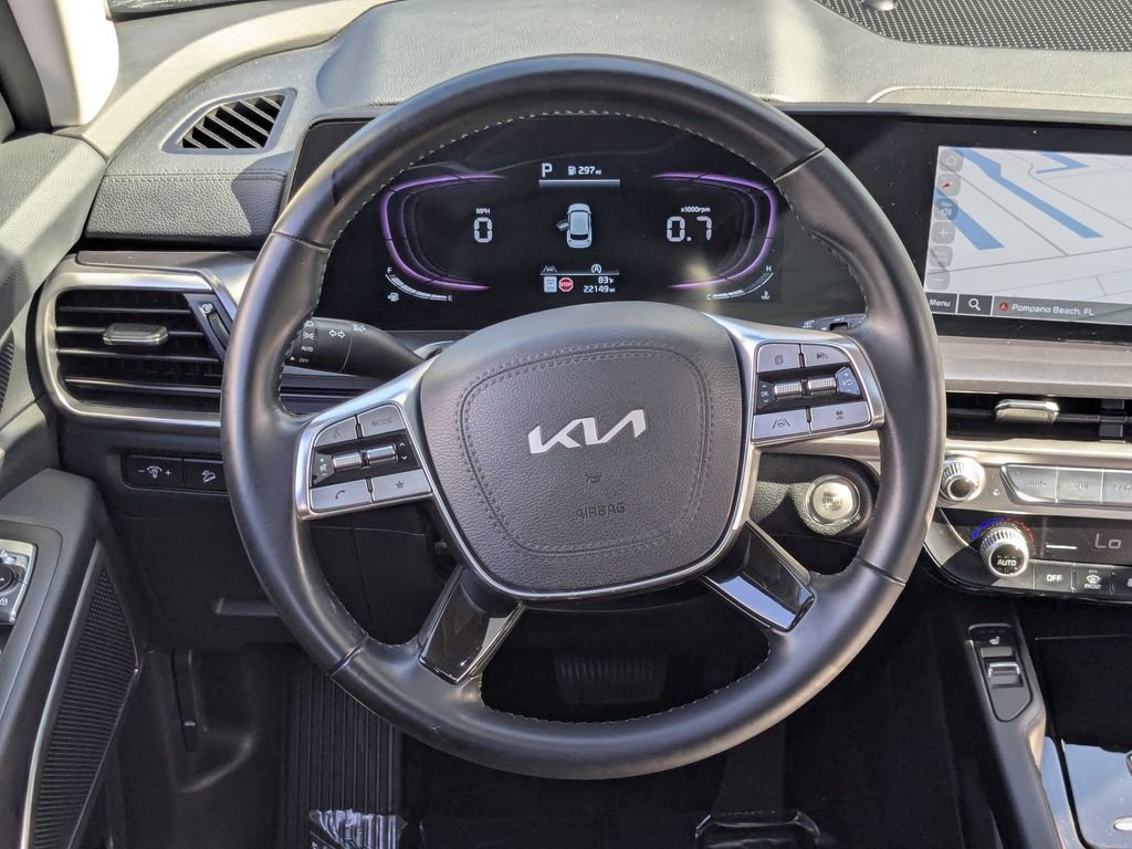 Used 2025 Kia Telluride S image 26