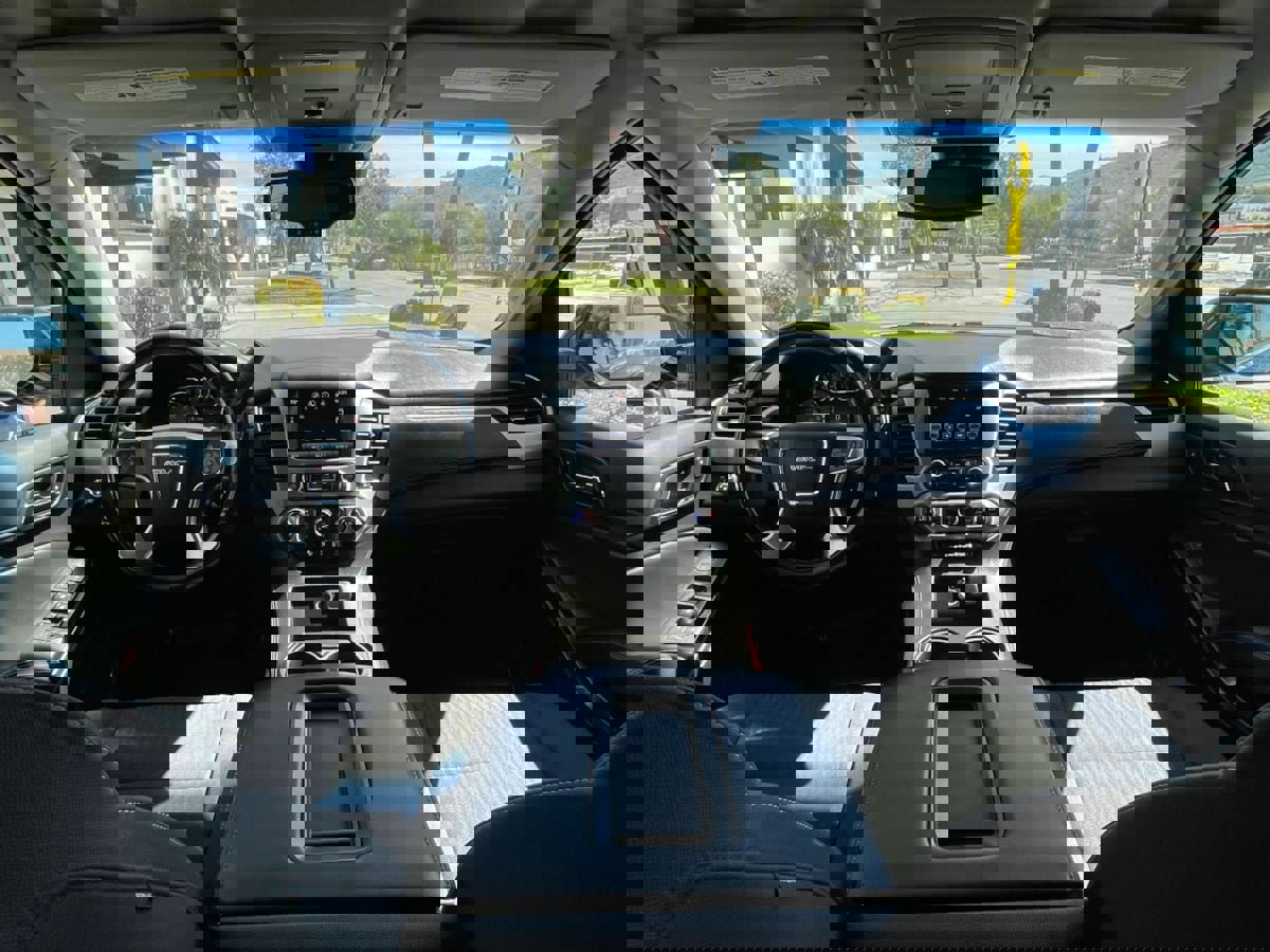 Used 2016 GMC Yukon SLE w/ Convenience Package image 13