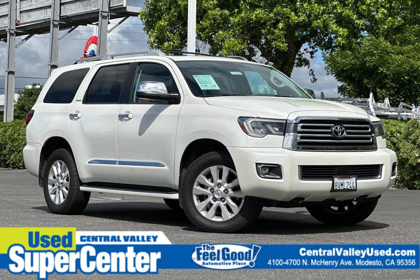 Used 2021 Toyota Sequoia Platinum AWD/4WD image 1