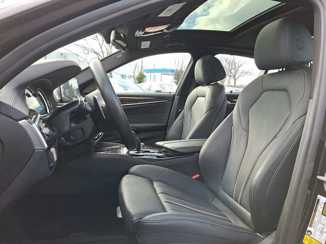 Used 2018 BMW 540i xDrive 540i xDrive w/ M Sport Package image 13