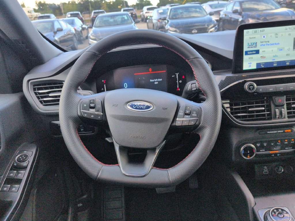 Used 2026 Ford Escape ST-Line AWD/4WD image 19