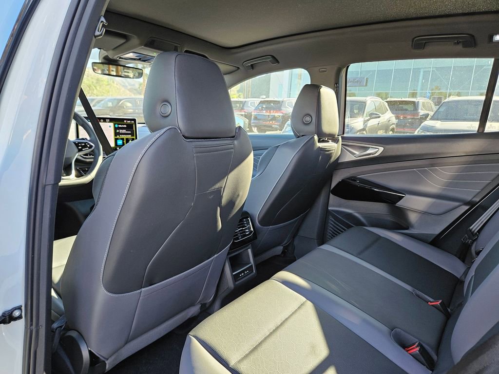 New 2026 Volkswagen ID.4 Pro S AWD/4WD image 18