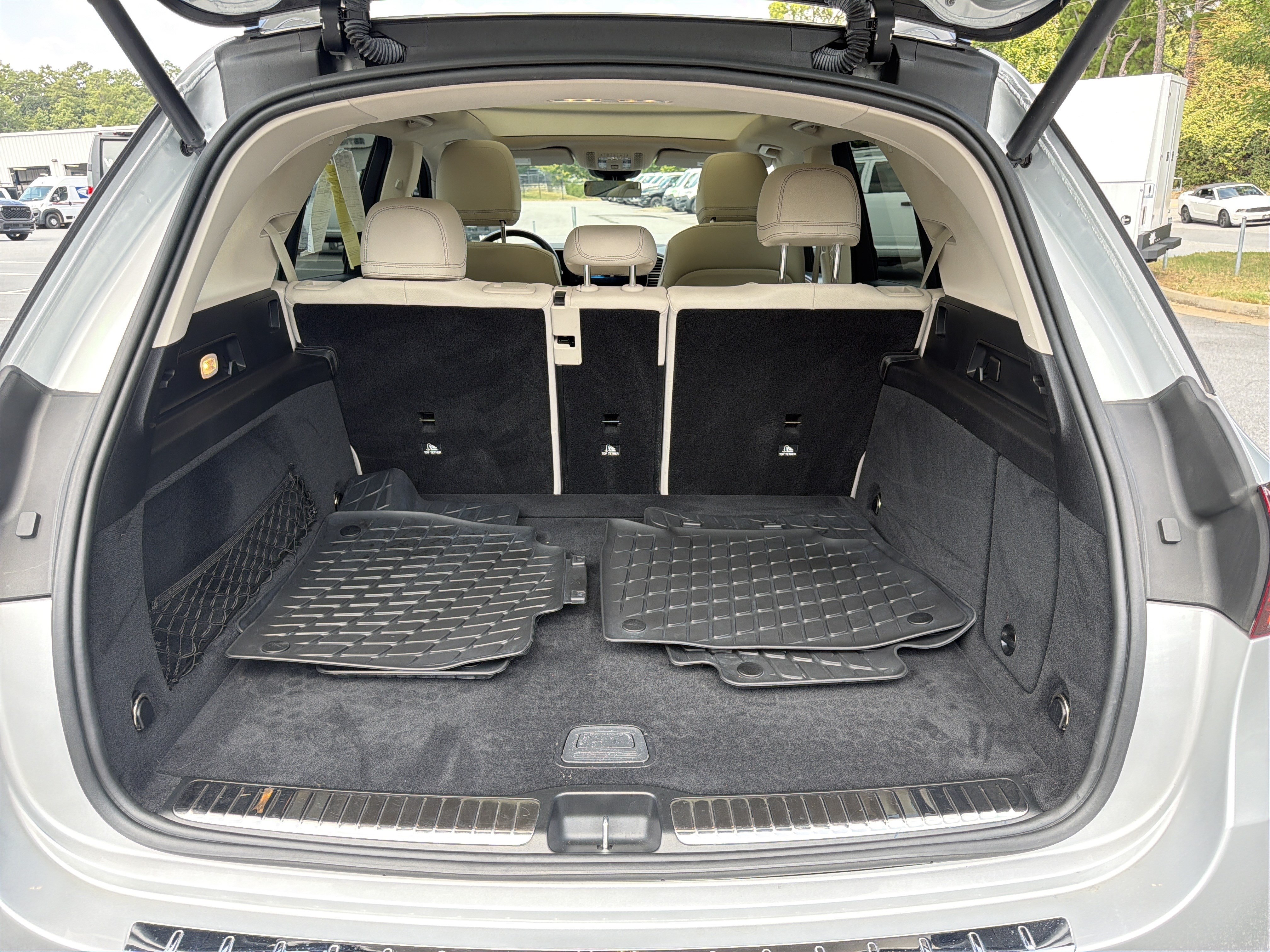 Used 2021 Mercedes-Benz GLE 350 w/ AMG Line Exterior image 22