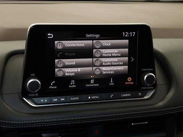 Used 2023 Nissan Rogue SV image 16