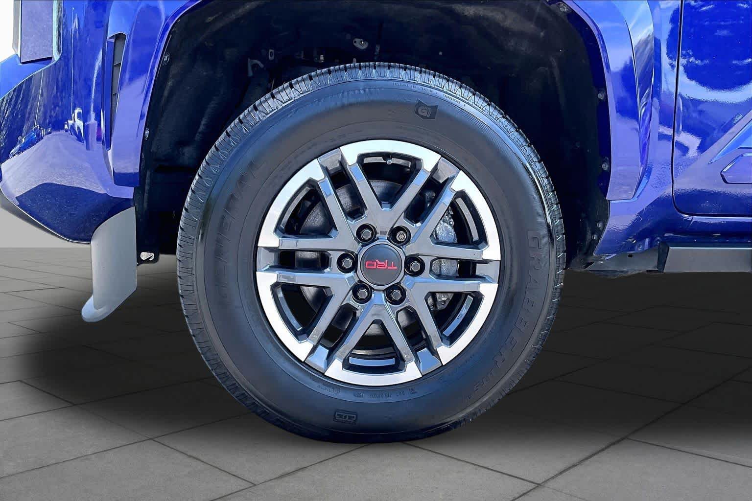 Used 2024 Toyota Tacoma TRD Sport w/ TRD Sport Upgrade Package AWD/4WD image 11