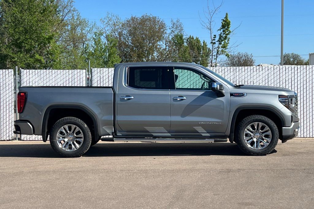New 2026 GMC Sierra 1500 Denali w/ Technology Package AWD/4WD image 3