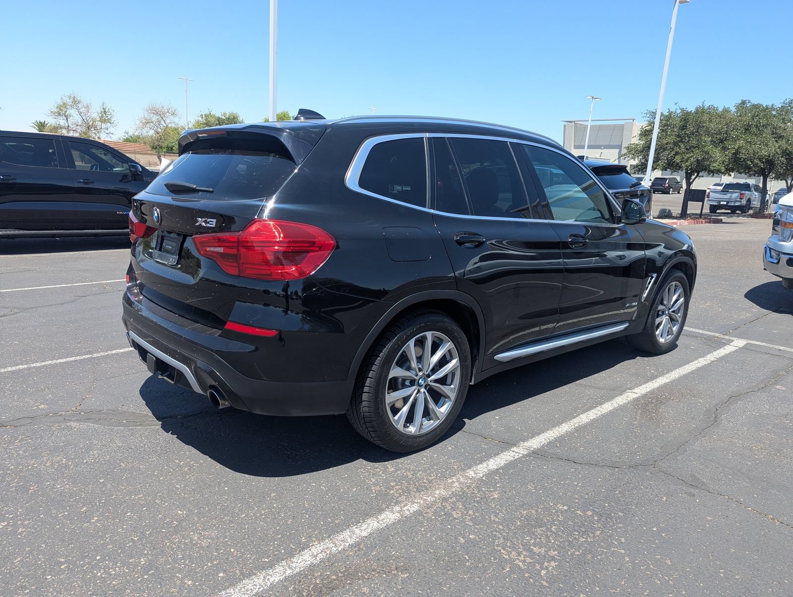 Used 2018 BMW X3 xDrive30i AWD/4WD image 6