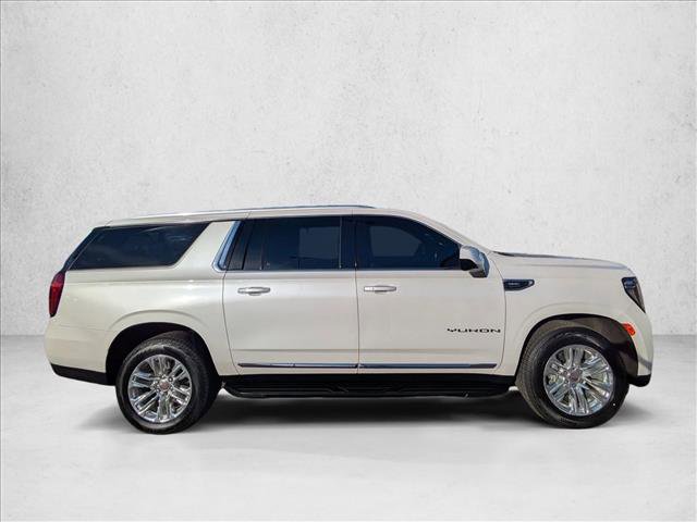 Used 2023 GMC Yukon XL SLT image 4