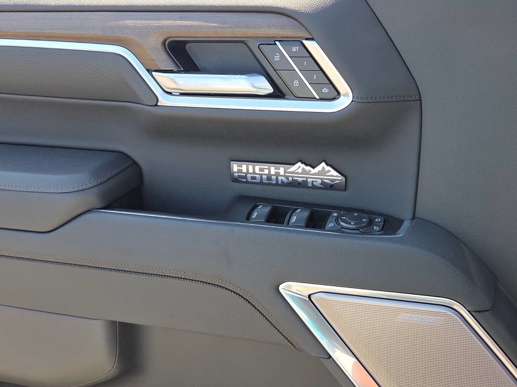 New 2026 Chevrolet Silverado 1500 High Country AWD/4WD image 26