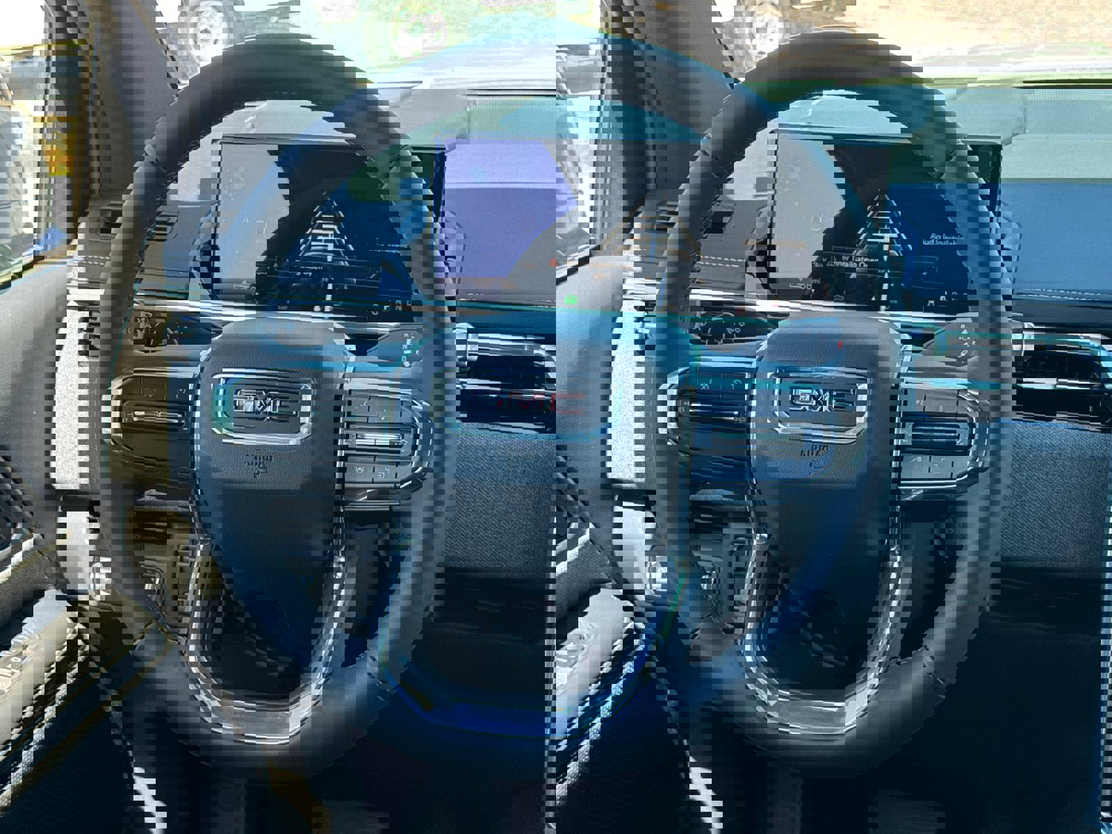 Used 2026 GMC Sierra EV Elevation image 25