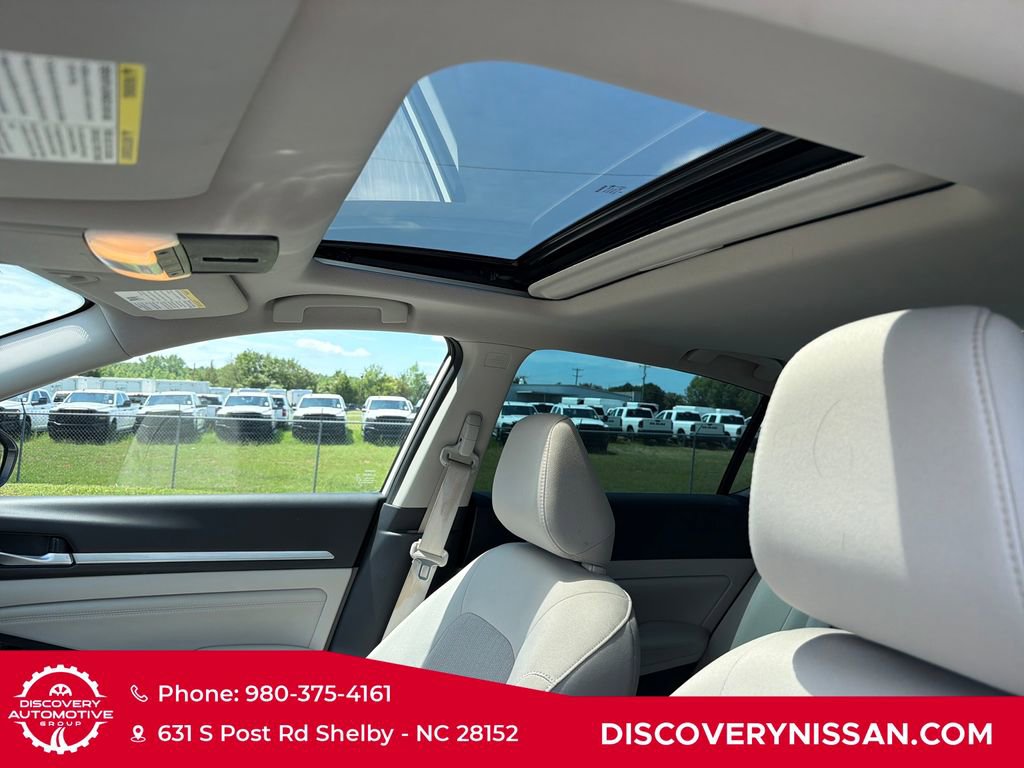 Certified 2021 Nissan Altima 2.5 SV w/ SV Premium Package FWD image 27