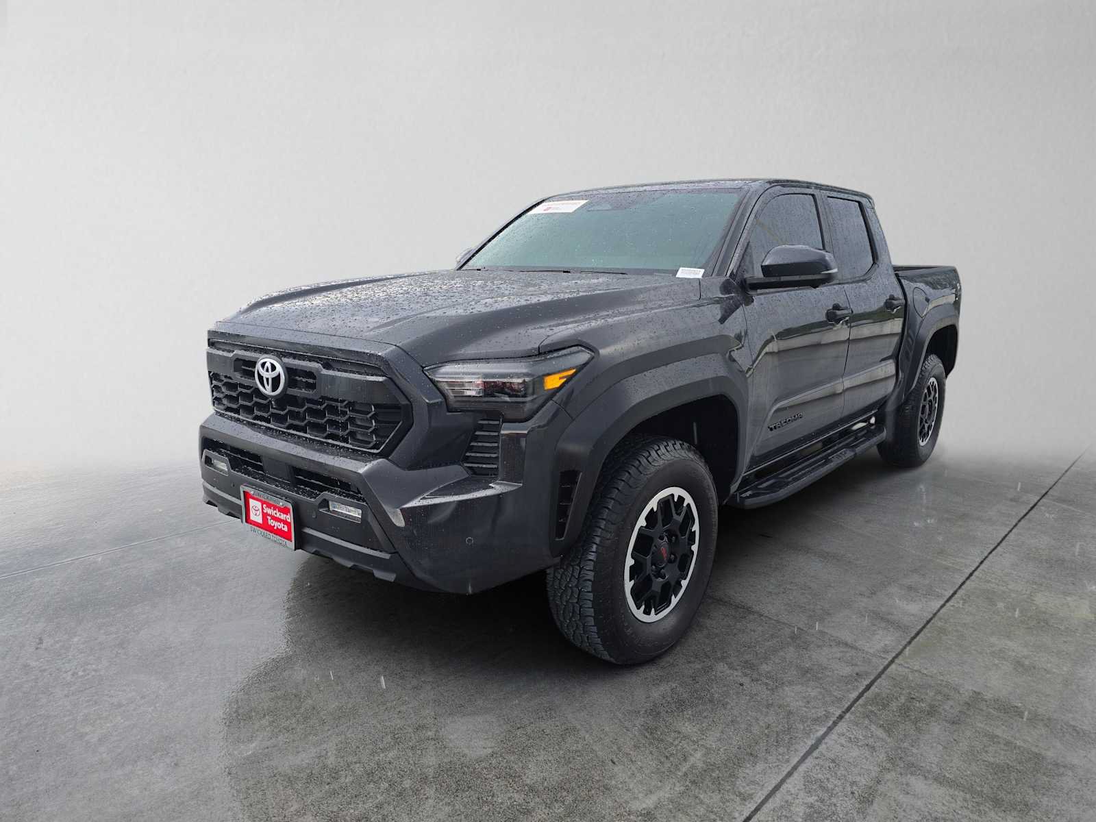 Used 2024 Toyota Tacoma TRD Off-Road w/ TRD Off Road Premium Package AWD/4WD image 8