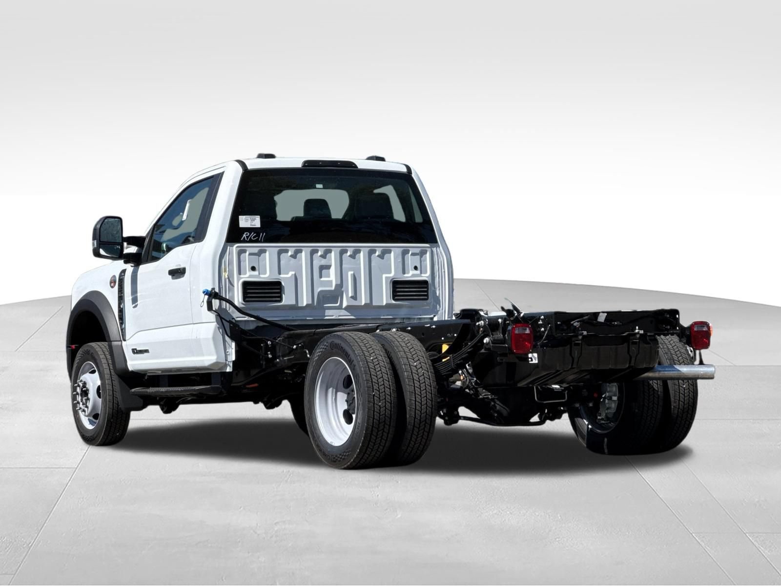 New 2026 Ford F550 2WD Regular Cab Super Duty w/ XL Chrome Package image 6