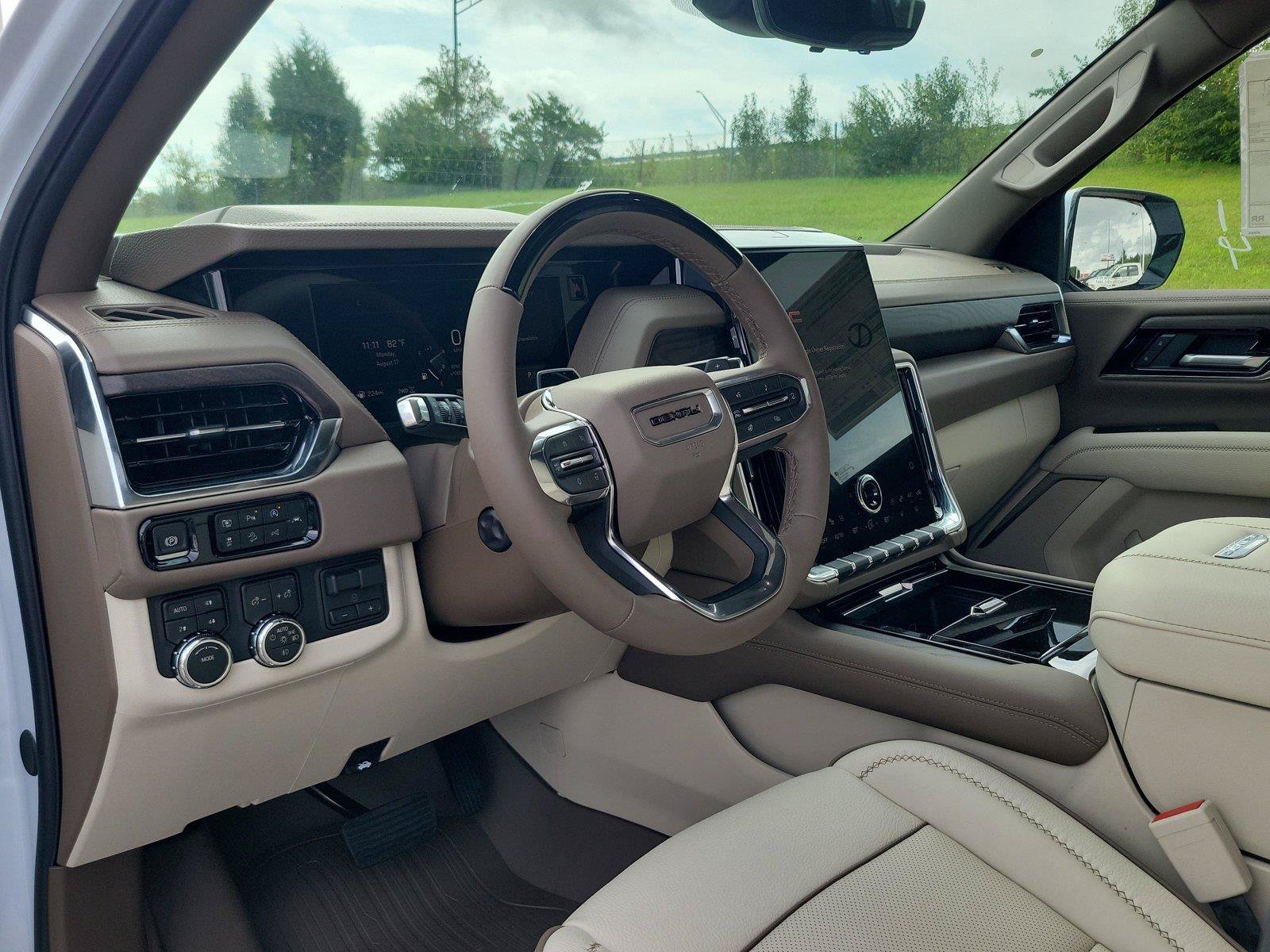New 2026 GMC Yukon Denali w/ Denali Reserve Package AWD/4WD image 23