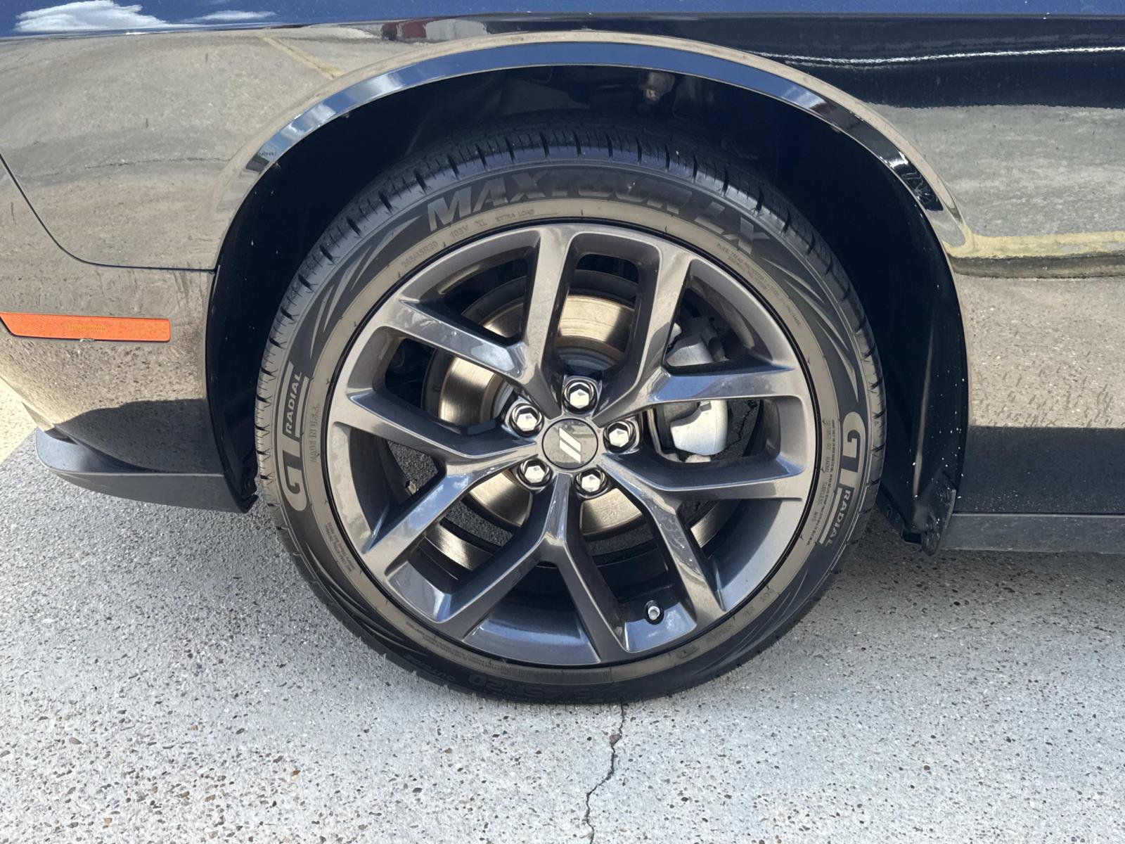 Used 2023 Dodge Challenger SXT w/ Blacktop Package RWD image 4