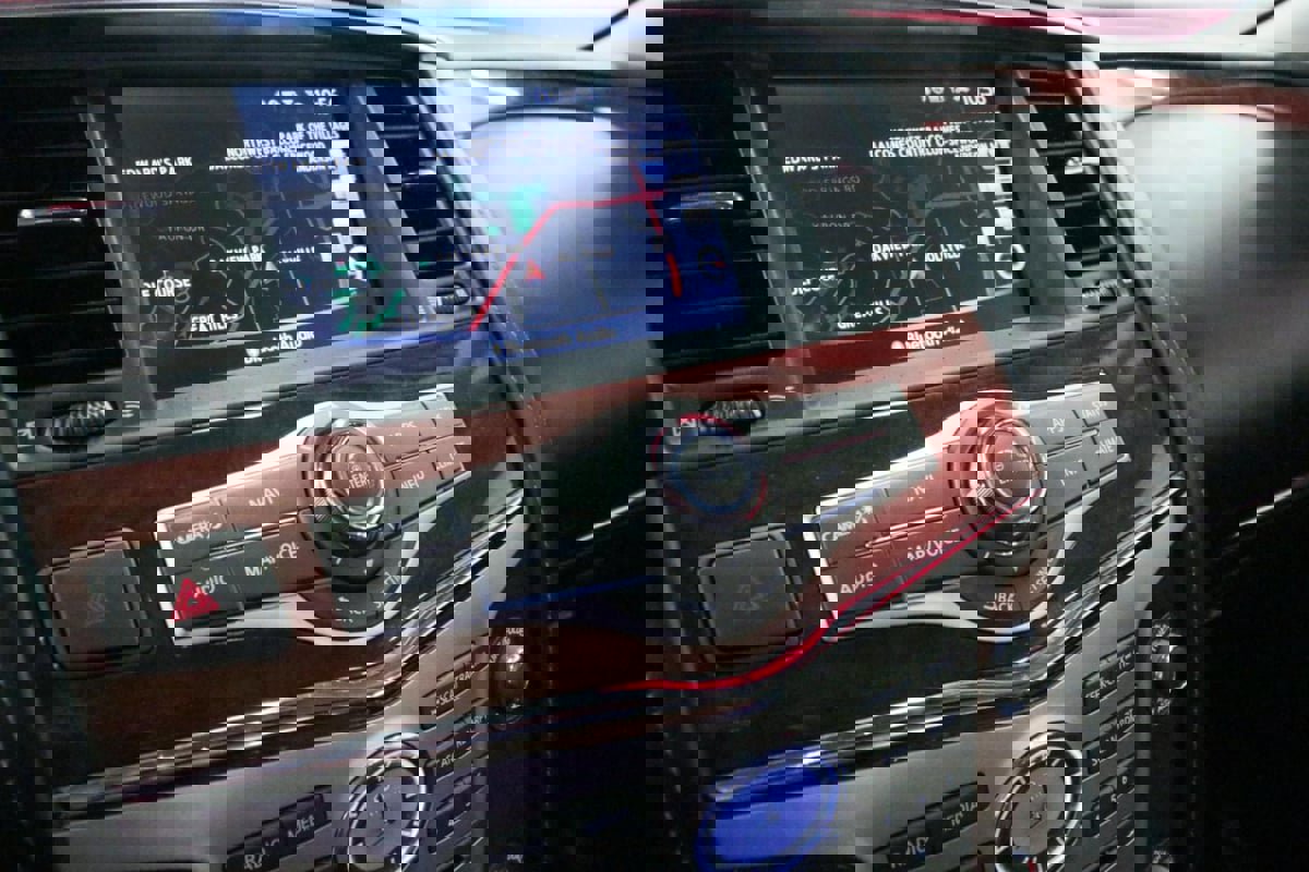 Used 2019 INFINITI QX80 Luxe w/ Proassist Package image 26