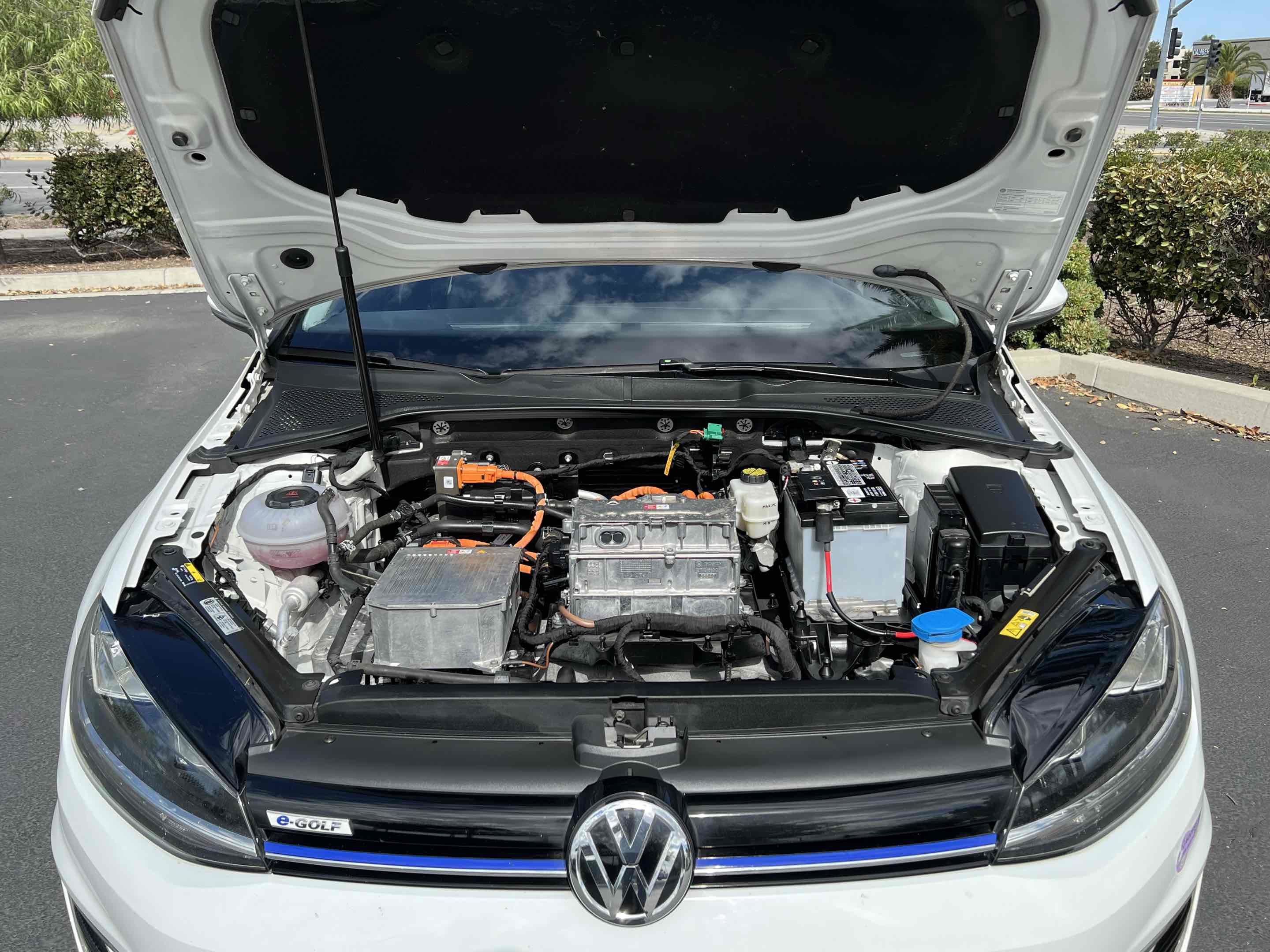 Used 2019 Volkswagen e-Golf SE w/ Driver Assistance Package image 23