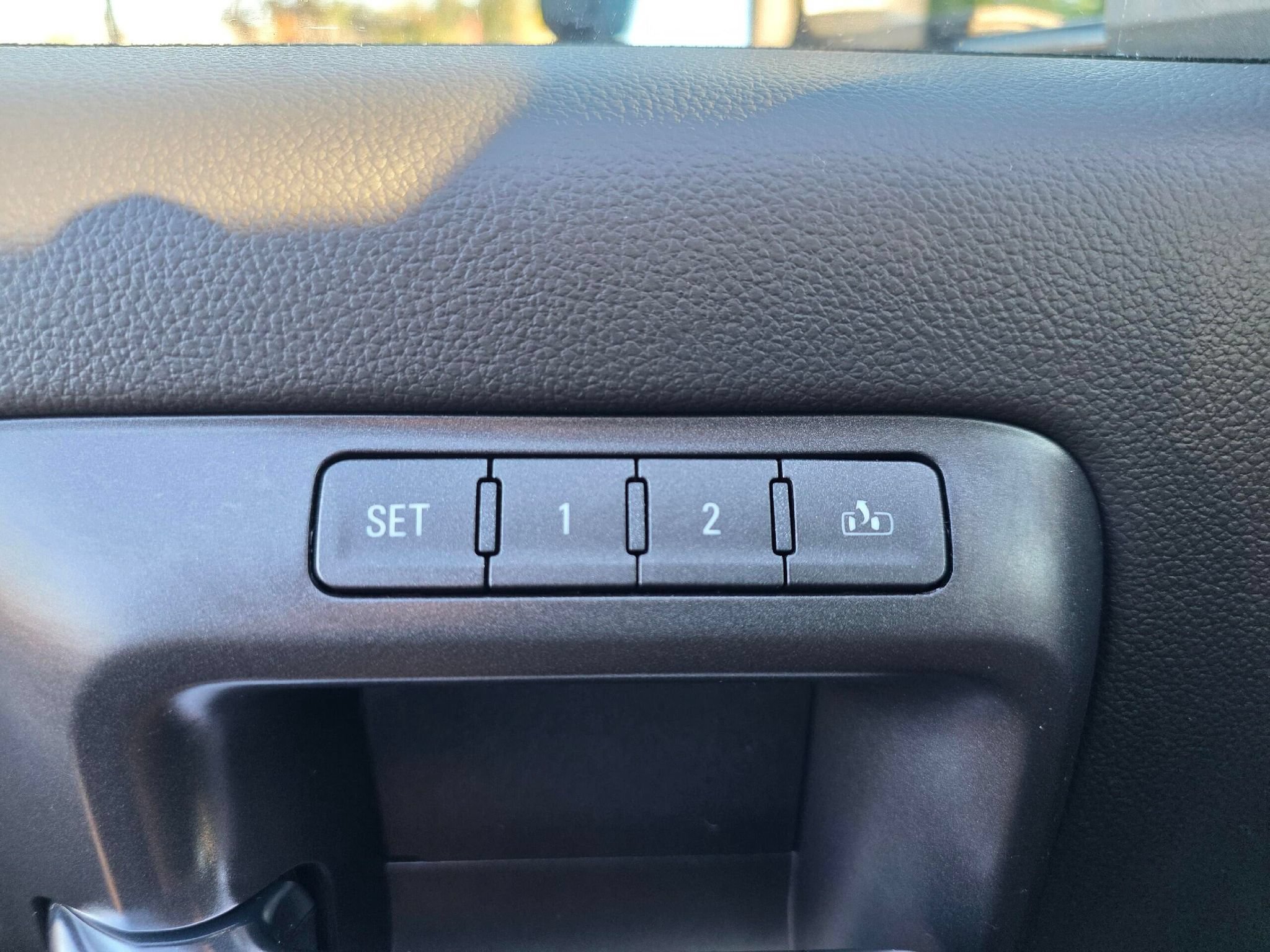 Used 2019 GMC Sierra 2500 Denali AWD/4WD image 32