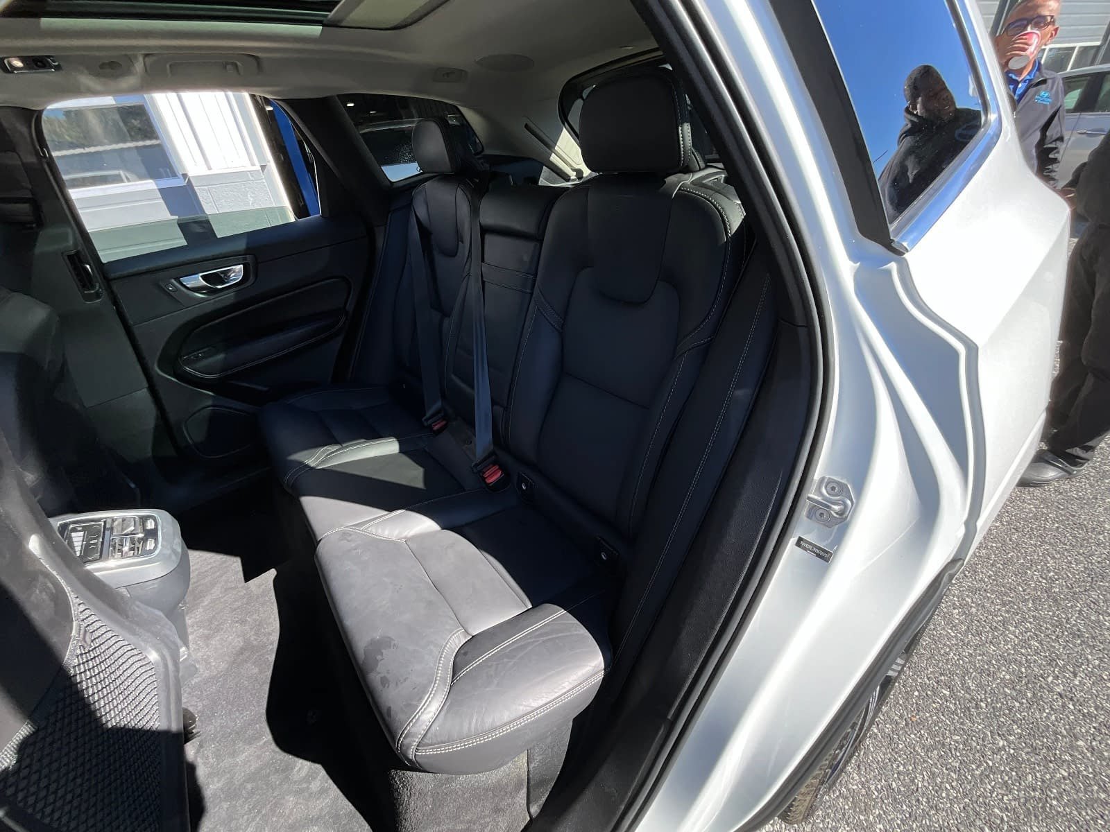 Used 2021 Volvo XC60 T5 Inscription w/ Advanced Package AWD/4WD image 18