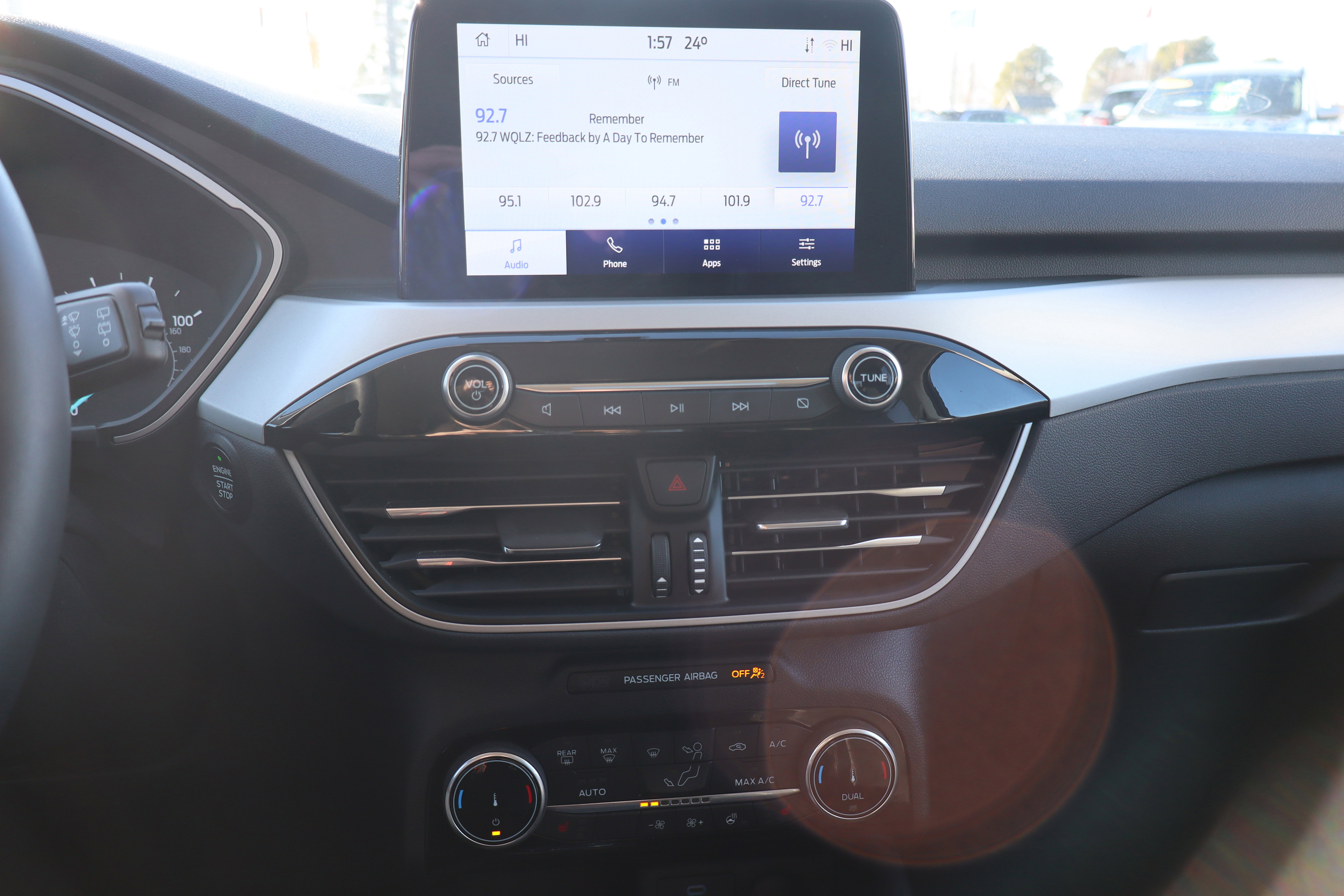 Used 2022 Ford Escape SEL image 19