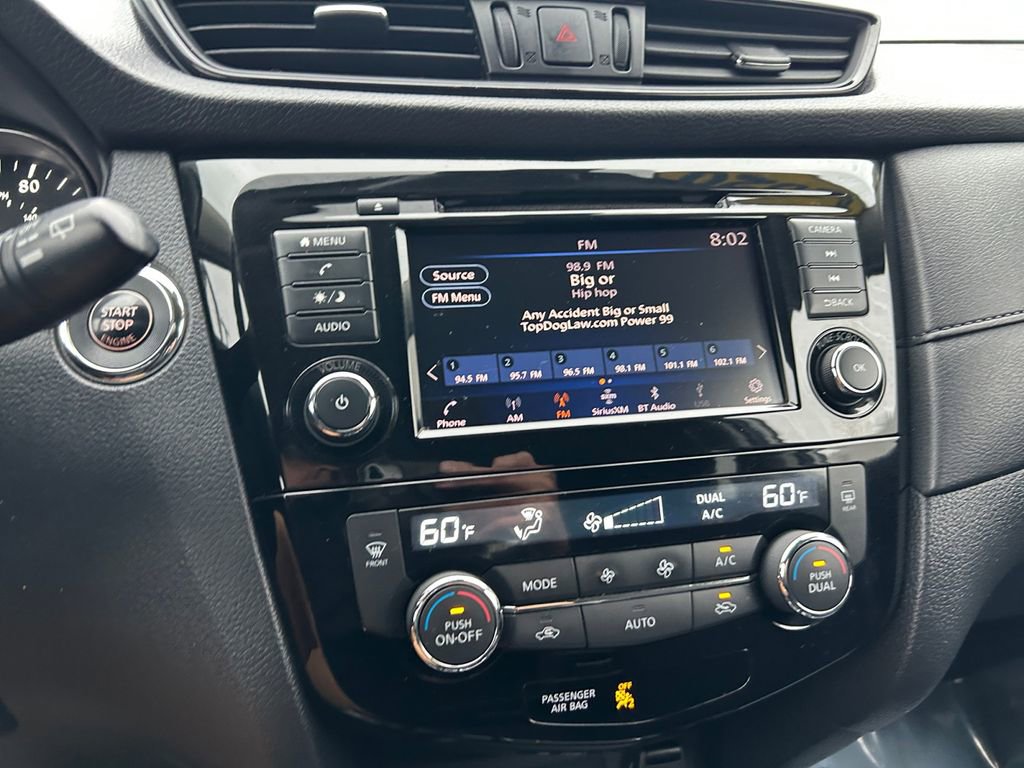 Used 2020 Nissan Rogue SV image 24