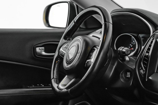 Used 2021 Jeep Compass Latitude image 11