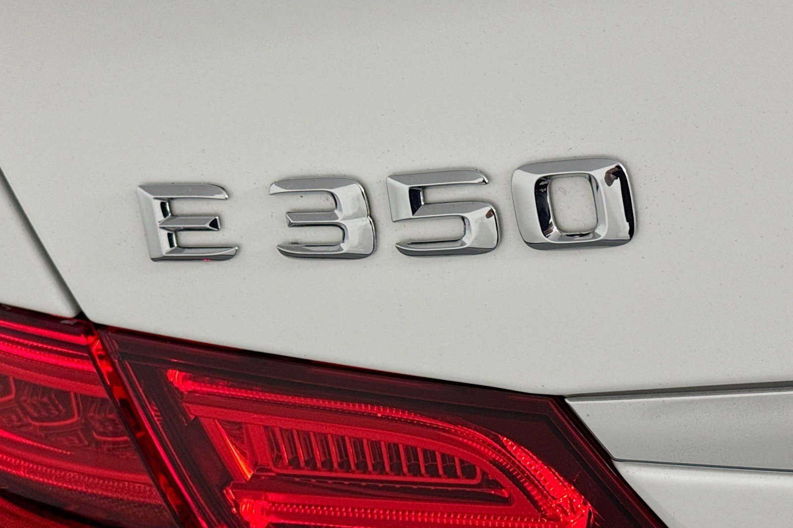 Used 2016 Mercedes-Benz E 350 Sedan image 8