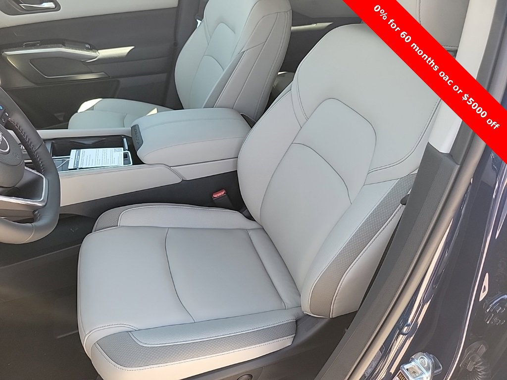 New 2025 Nissan Pathfinder SL w/ SL Premium Package image 19