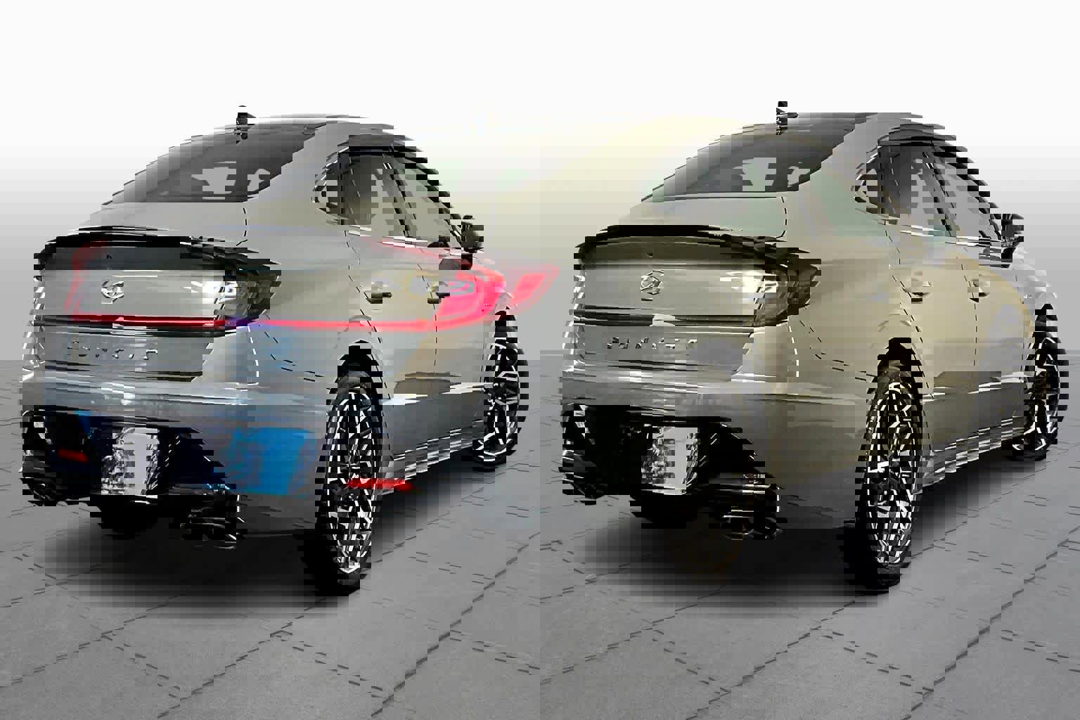 Used 2021 Hyundai Sonata N Line image 12