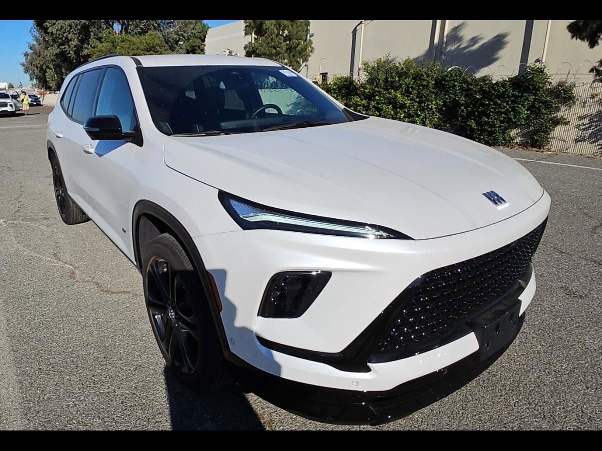 Used 2025 Buick Enclave Sport Touring w/ Super Cruise Package image 5