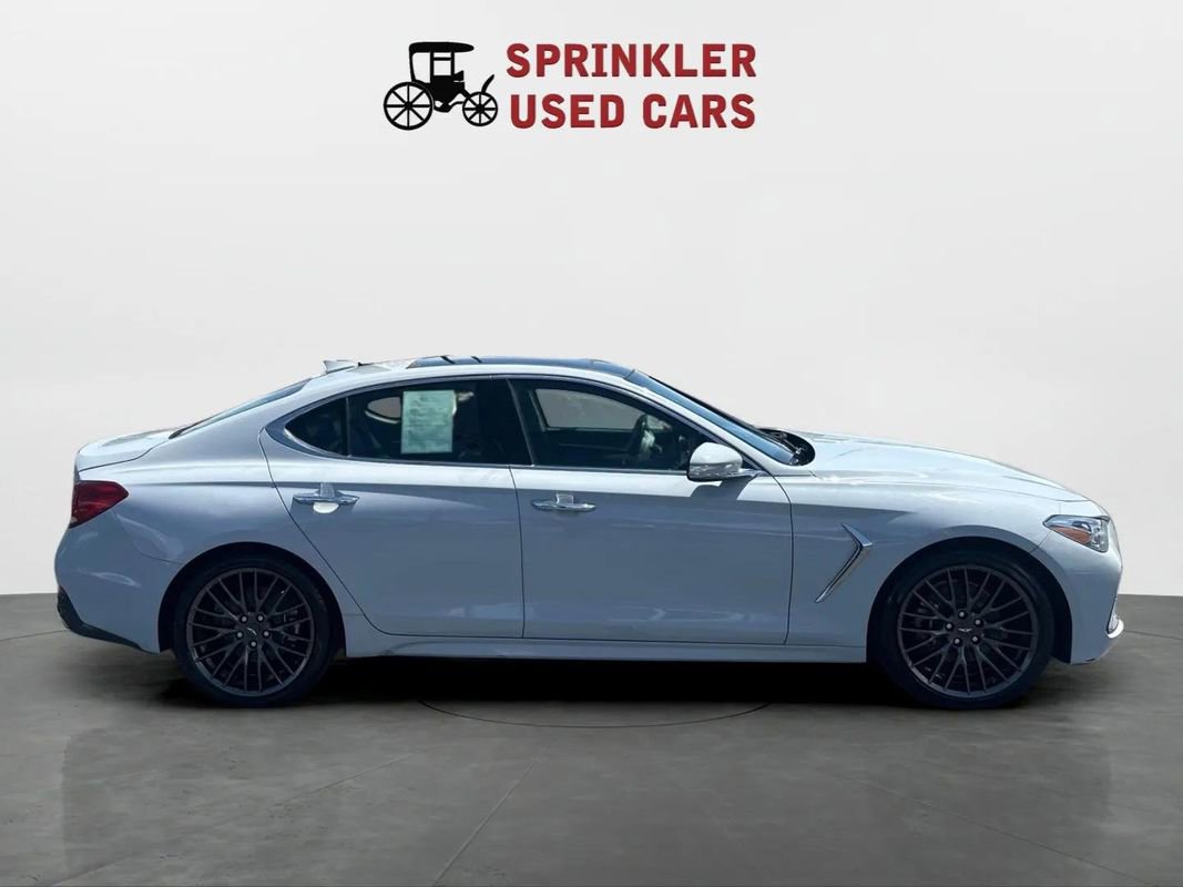Used 2020 Genesis G70 2.0T w/ Elite Package RWD image 3