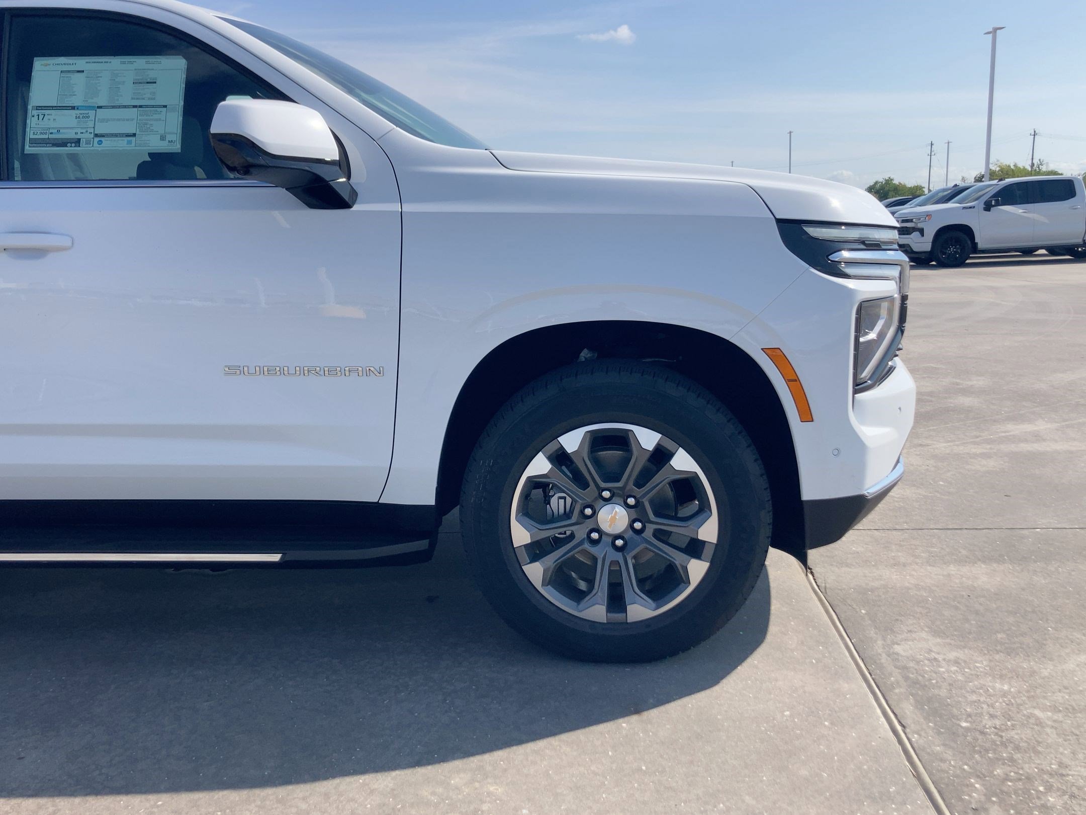 New 2026 Chevrolet Suburban LS image 11