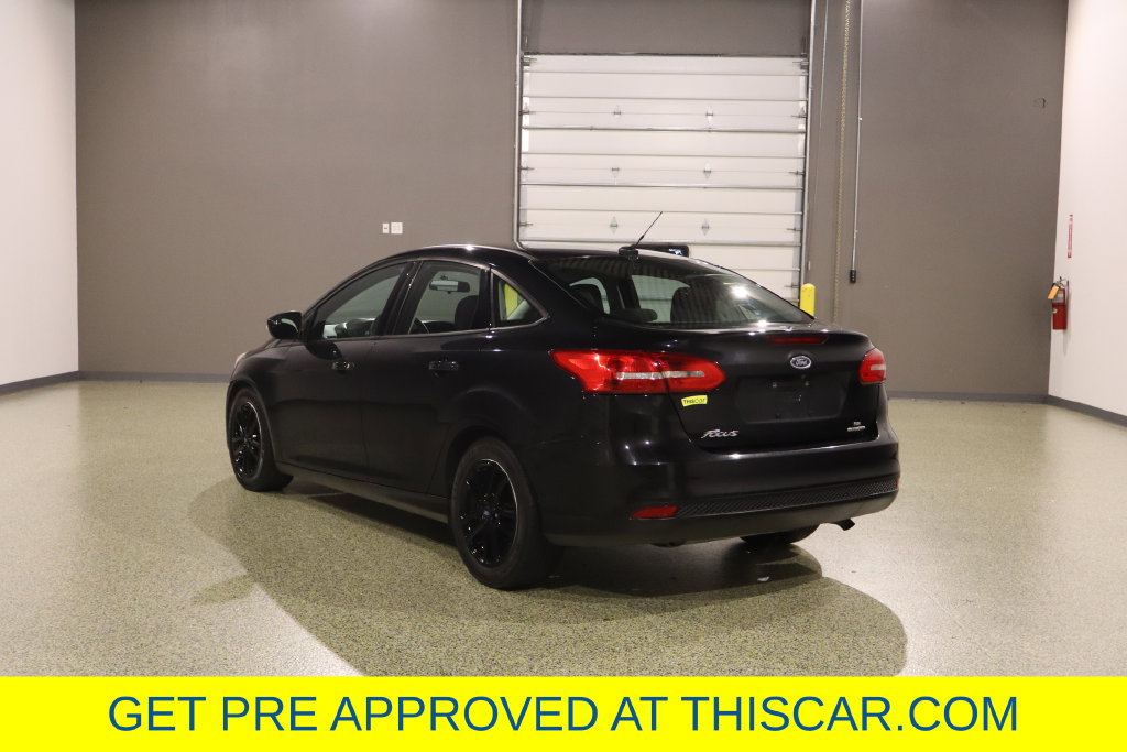Used 2015 Ford Focus SE FWD image 7