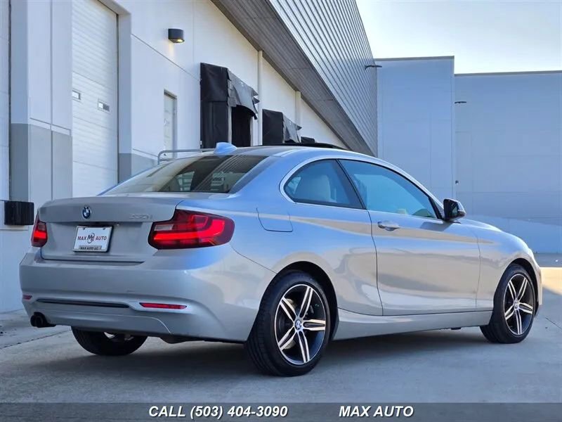 Used 2017 BMW 230i Coupe image 8