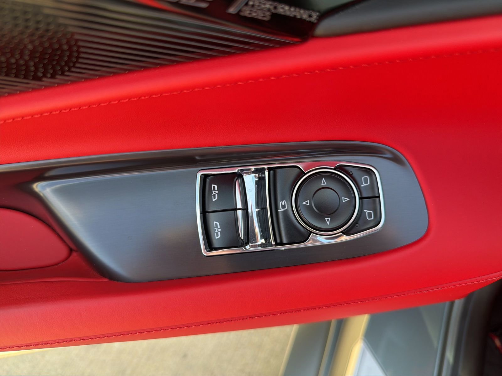 Used 2024 Chevrolet Corvette Stingray Premium Cpe w/ Z51 Performance Package image 19