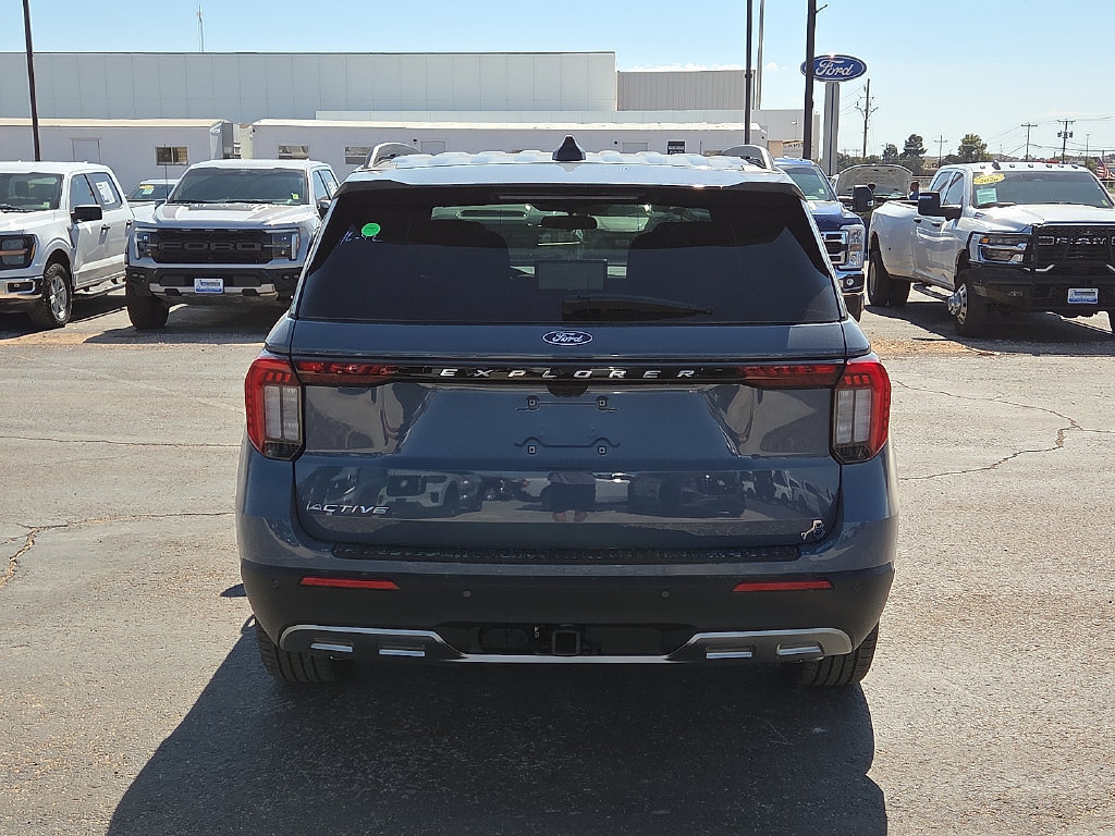 New 2027 Ford Explorer Active w/ Active Comfort Package RWD image 4