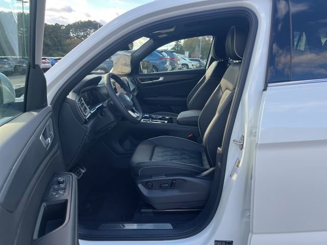 New 2026 Volkswagen Atlas Cross Sport SEL Premium R-Line image 25