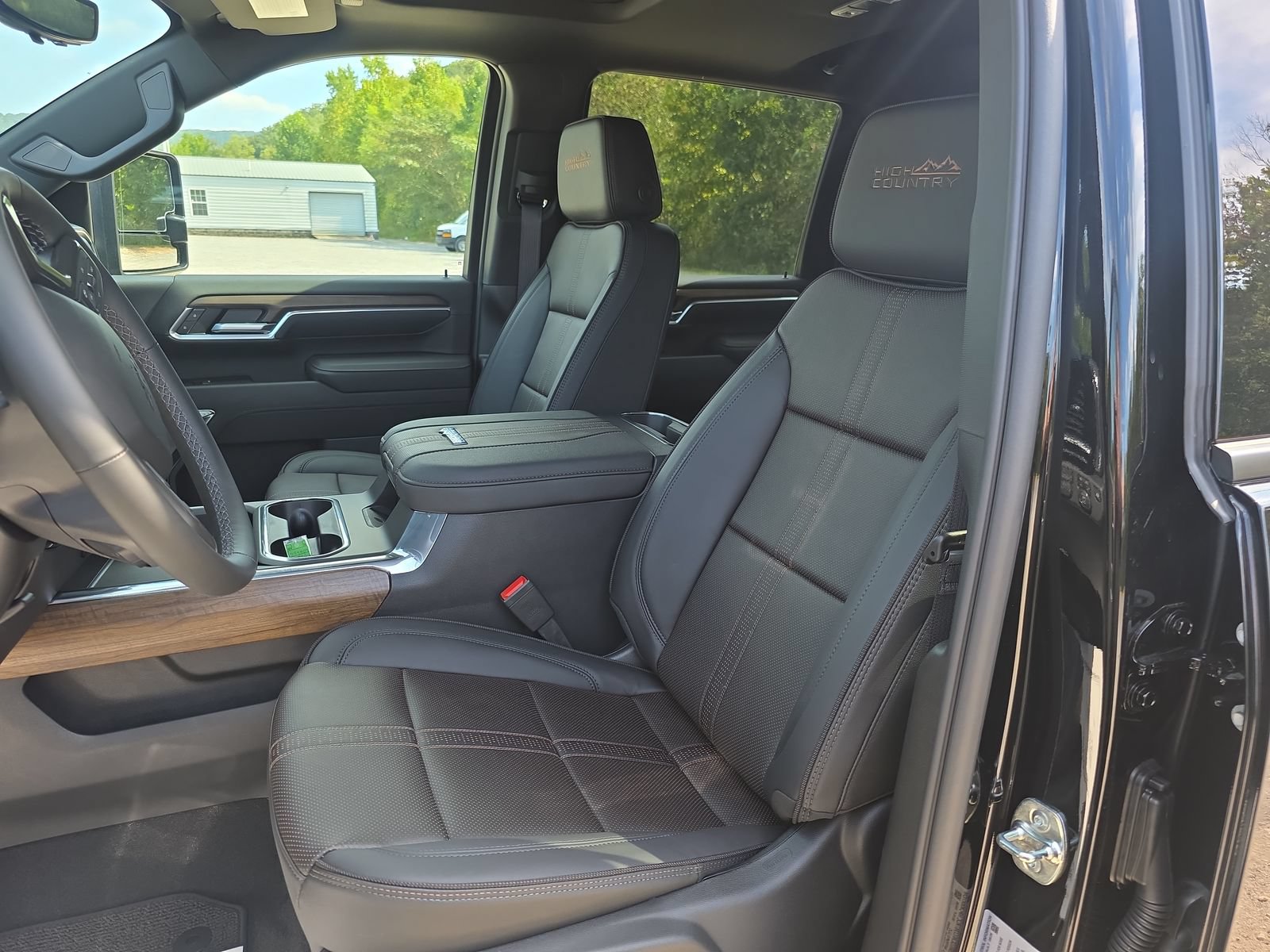 New 2026 Chevrolet Silverado 2500 High Country w/ High Country Premium Package AWD/4WD image 14