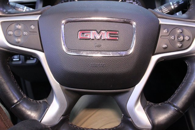 Used 2018 GMC Acadia SLT image 23